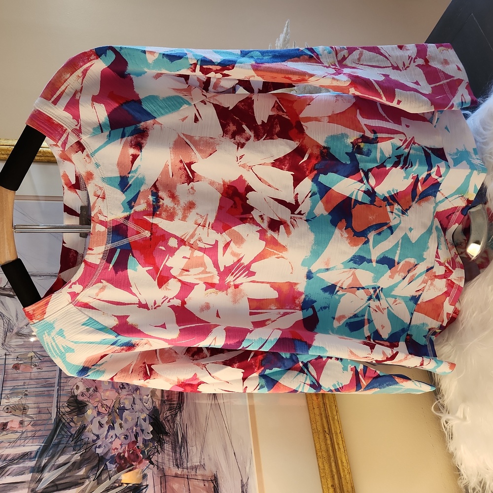 ❌️❌️SOLD❌️❌️ T by Talbot's Brush Floral Sweatshirt